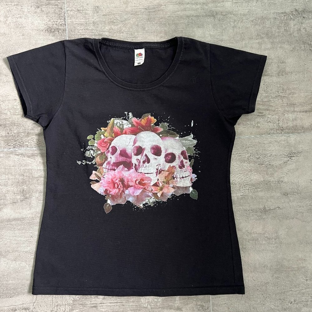 Fruit of the Loom Short Sleeve Black Floral Tee Size M